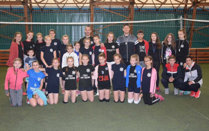 Фестивал одбојке у Пећинцима (2)